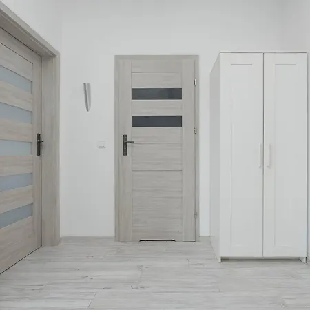 Stylish Near Pge Narodowy In By Renters Apartamento Varsóvia